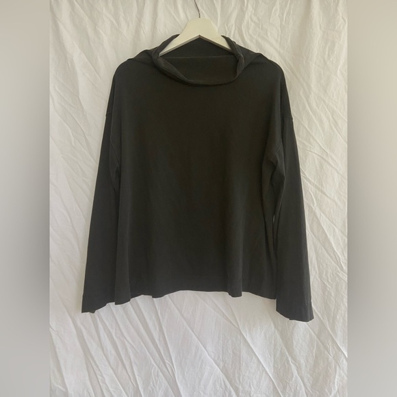 Free People We the Free Long Sleeve Cowl Neck Loose Fit Sweater Size XS - Picture 2 of 8